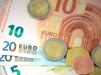 Euro Money Currency European  - PhotoMIX-Company / Pixabay